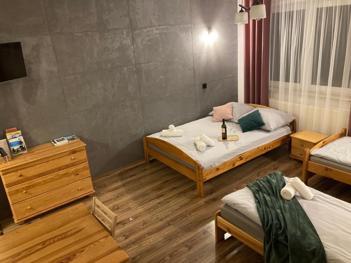 Agroturystyka U Podnoza Gory Cergowej Dukla Ngoại thất bức ảnh
